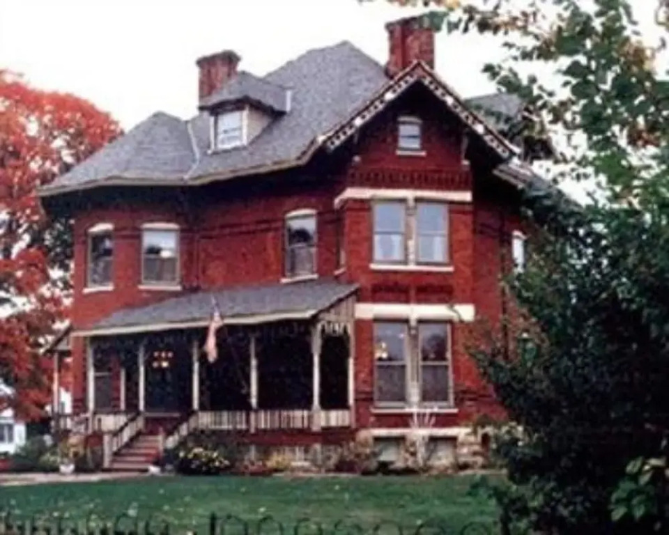 Squiers Manor B&B