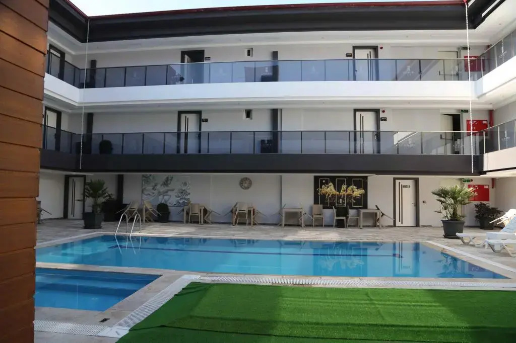 Ladik Hotel