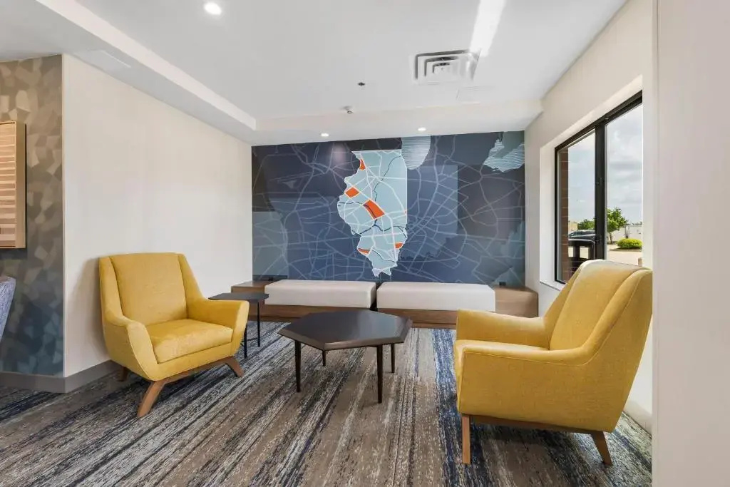 Holiday Inn Express Hotel & Suites Peru - Lasalle Area by IHG