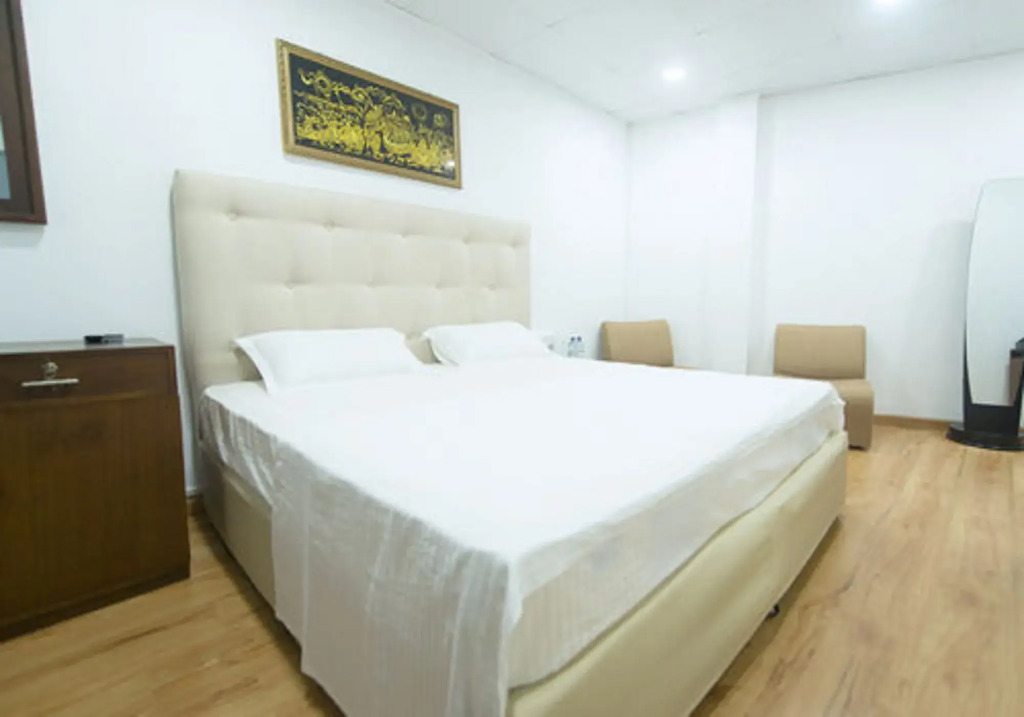 Metro City Hotel