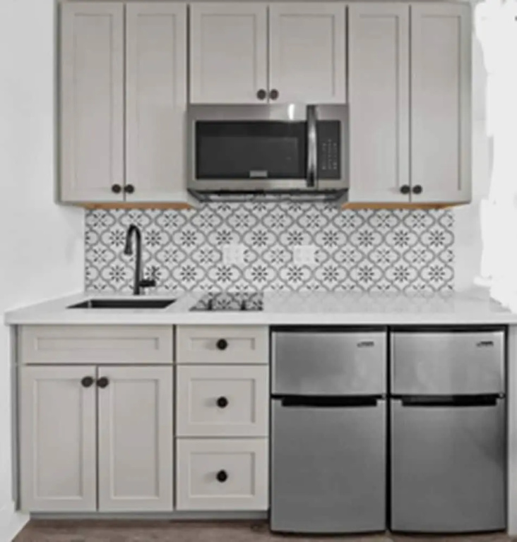 Near Airport, Hospital, 58 TV Apt 151
