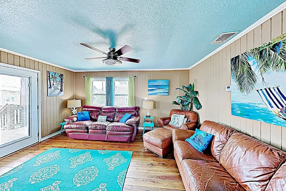 New Listing! Updated Downtown W/ Private Pool 2 Bedroom Home