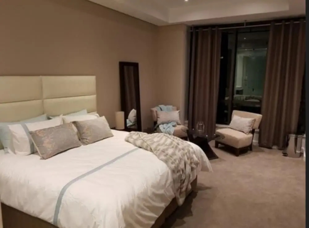 Sandton Skye Apartment - 616