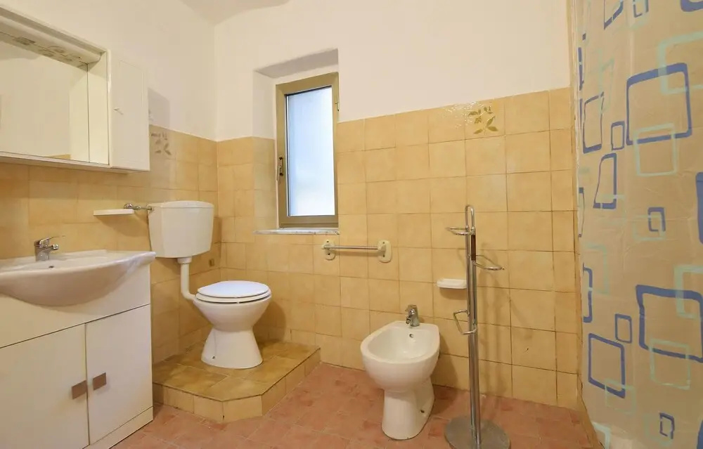 Amazing Apartment in Fezzano With Wifi and 2 Bedrooms
