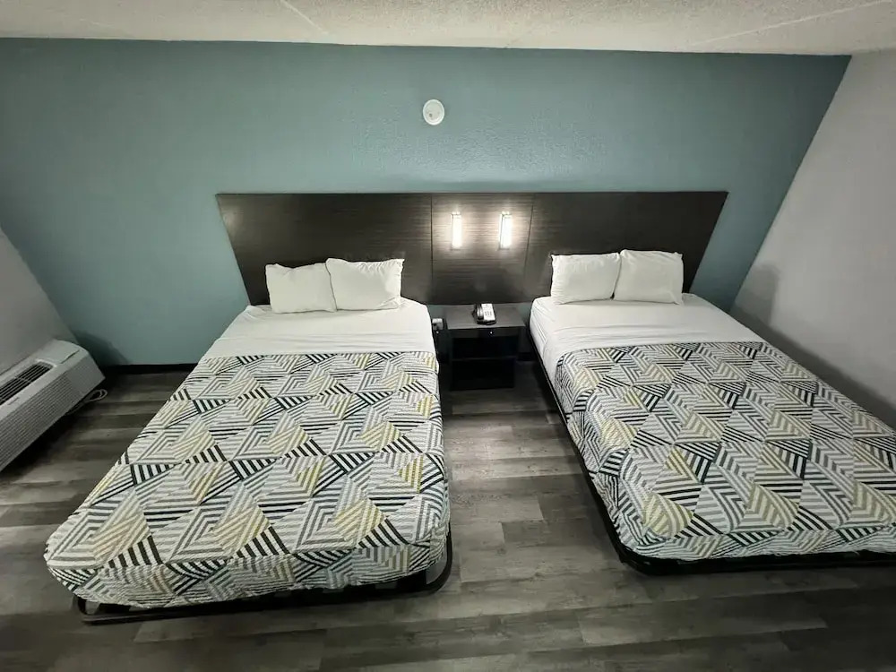 Studio 6 Suites East Syracuse Airport
