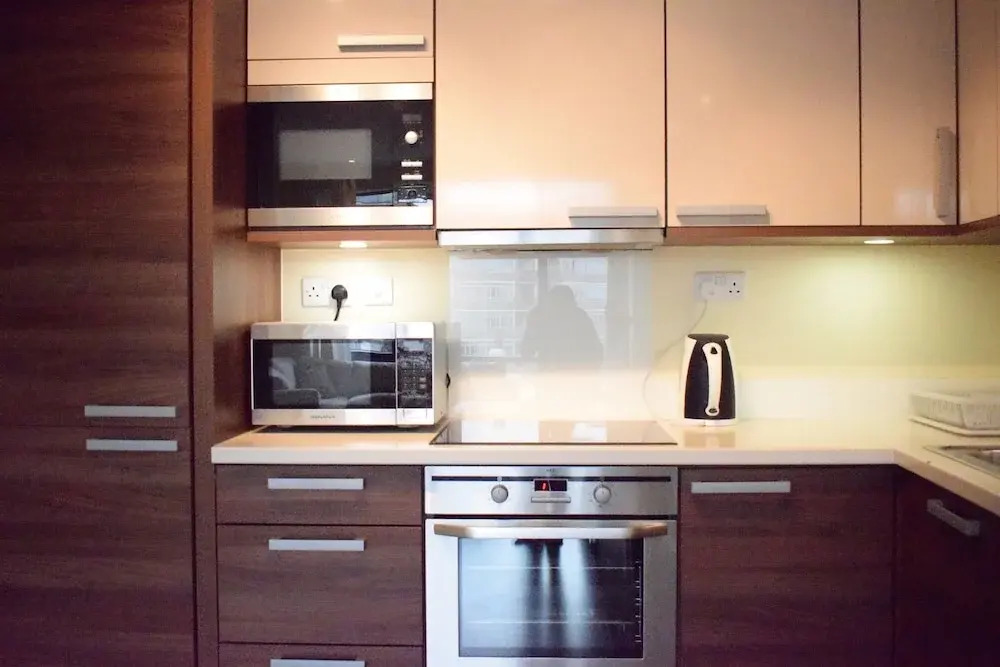 Modern 2 Bedroom Apartment in Limehouse
