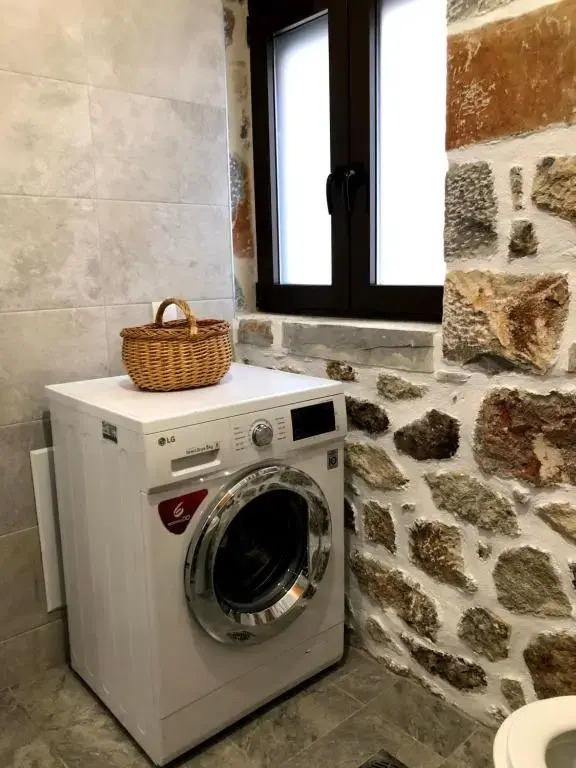 Oikia Stone House in seaside Kalo Chorio