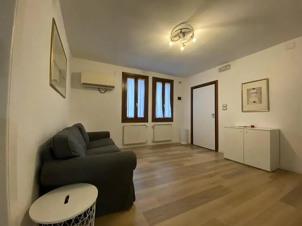 Ca' Veronese Apartment