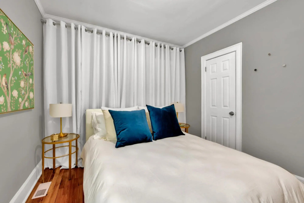 Stunning Apartment near Palmer Park/Free Parking