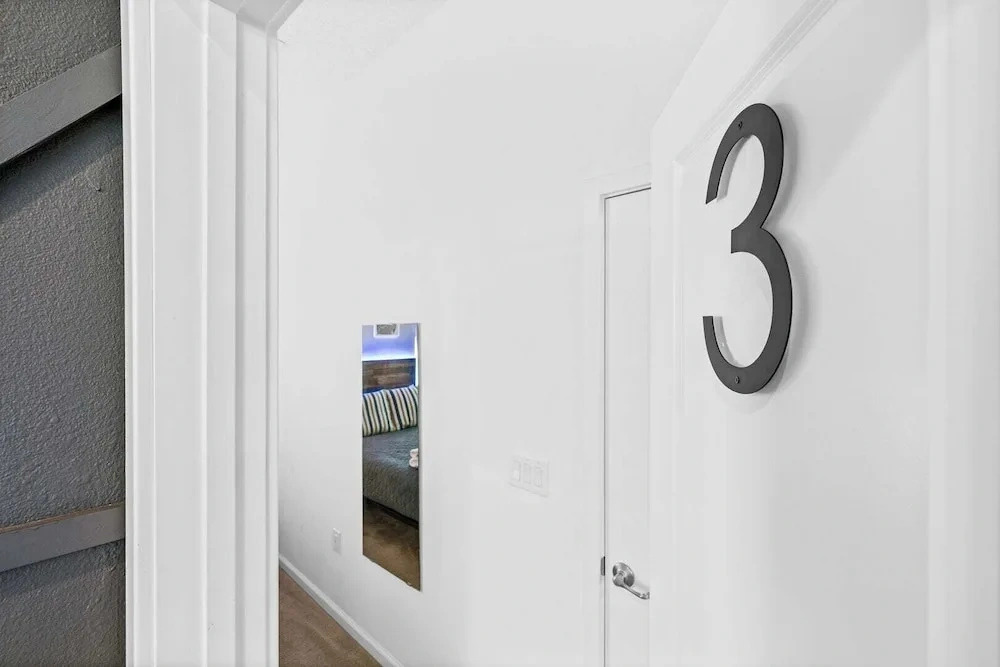 Big Family Home! Game Room Sleeps 26