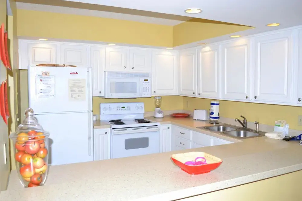 Beachside Towers at Sandestin by Gibson Beach Rentals
