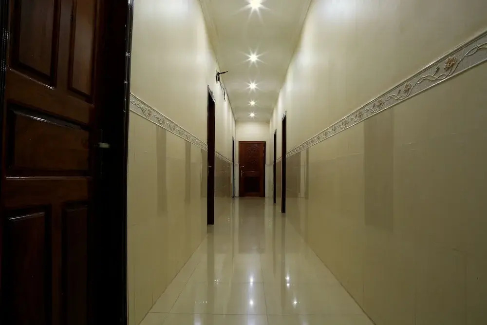 The Golden Square Villa
