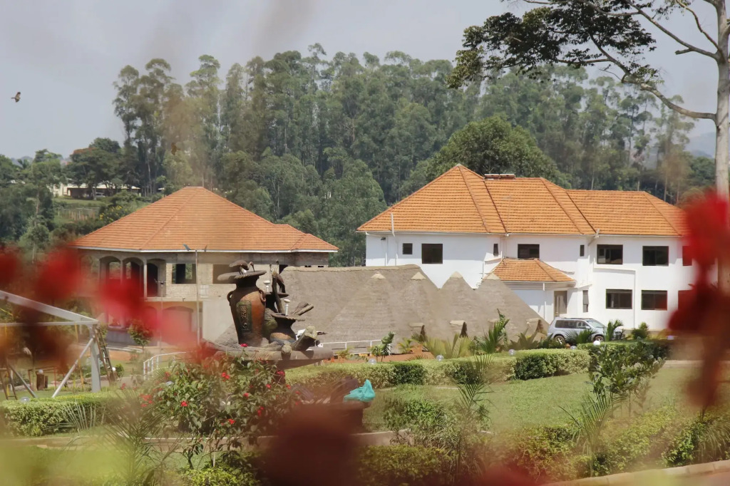 Forest Park Resort Buloba