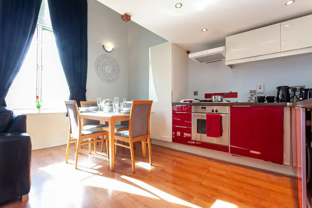 Karah Suites Wilton Place