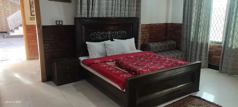 Home land resort