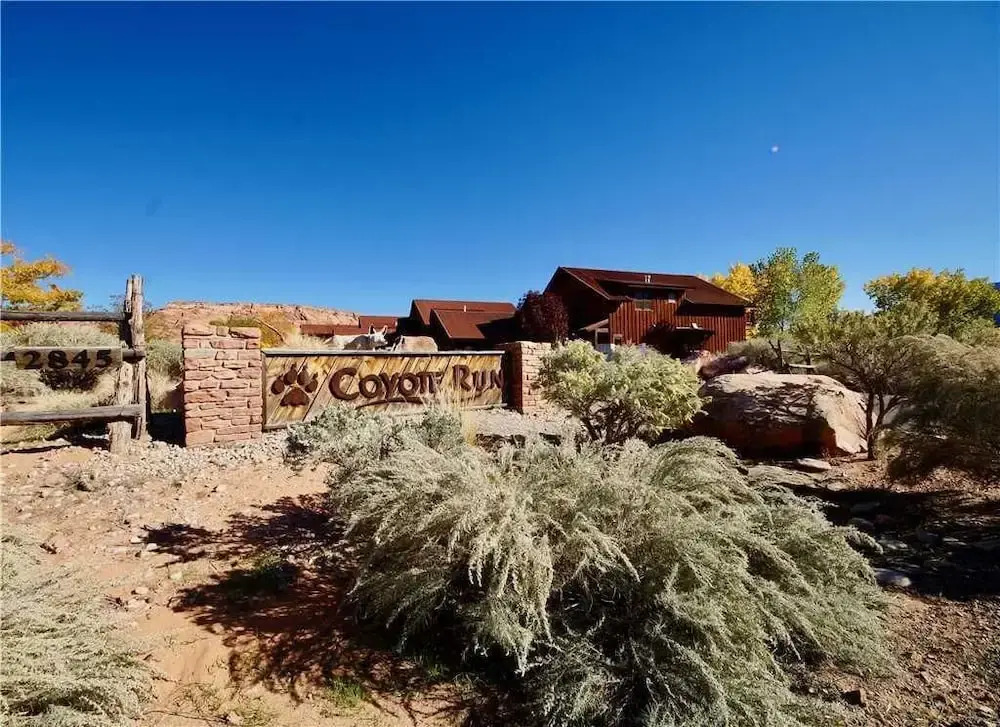 Coyote Den 8 by RedAwning