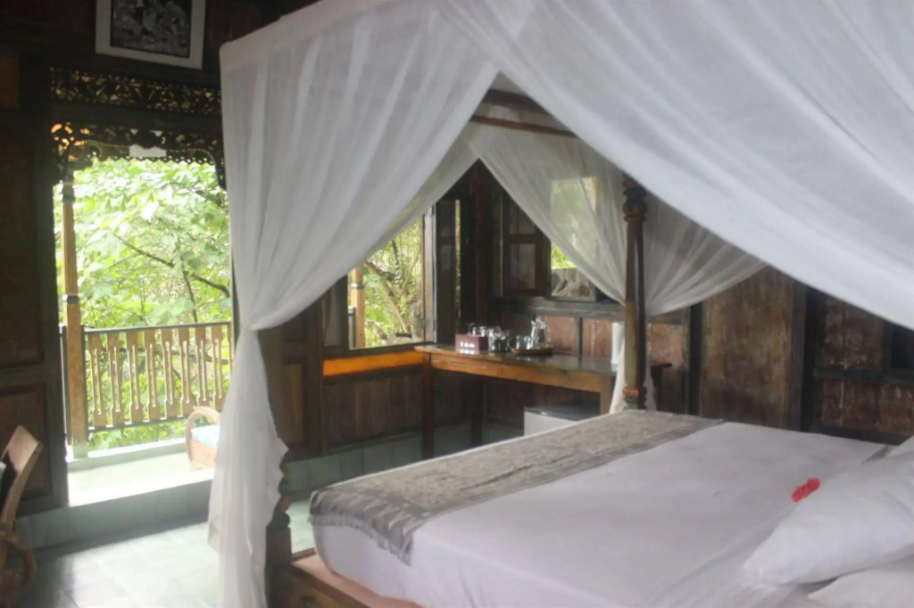 Villa Awang Awang