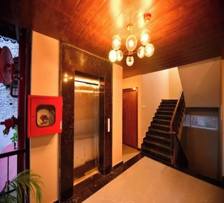 Hotel Aviral Ganga