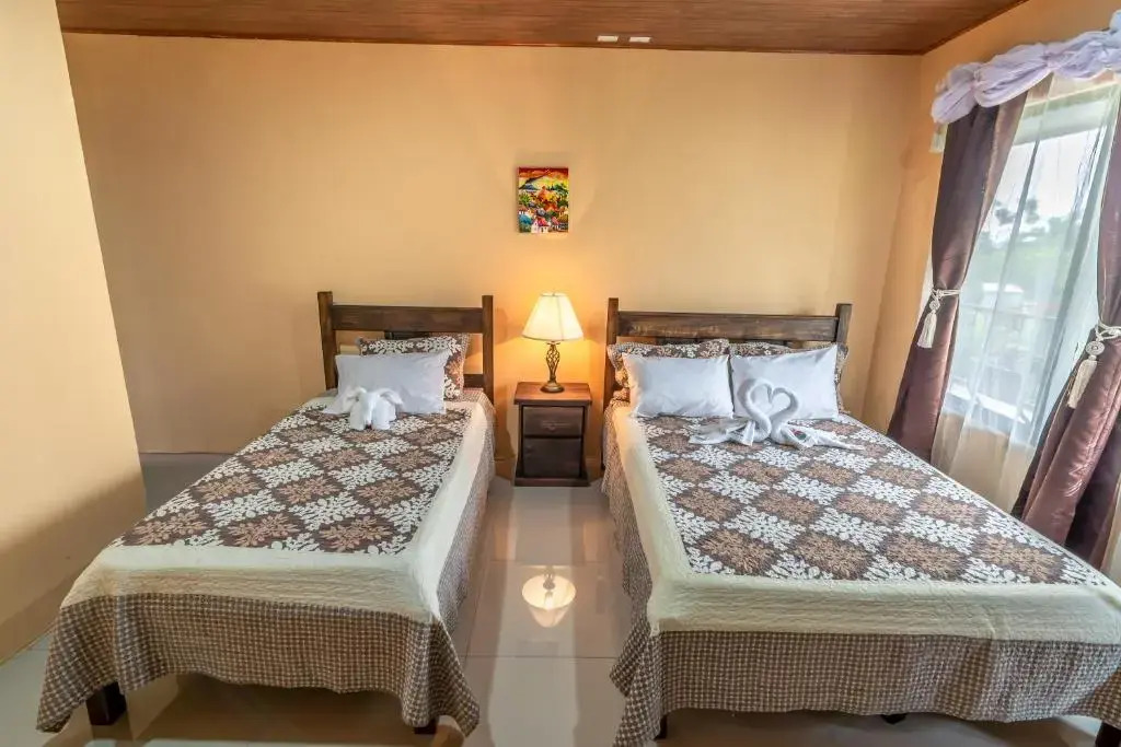 Aunty Arenal Lodge