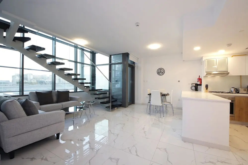 Luxury duplex in Raha lofts