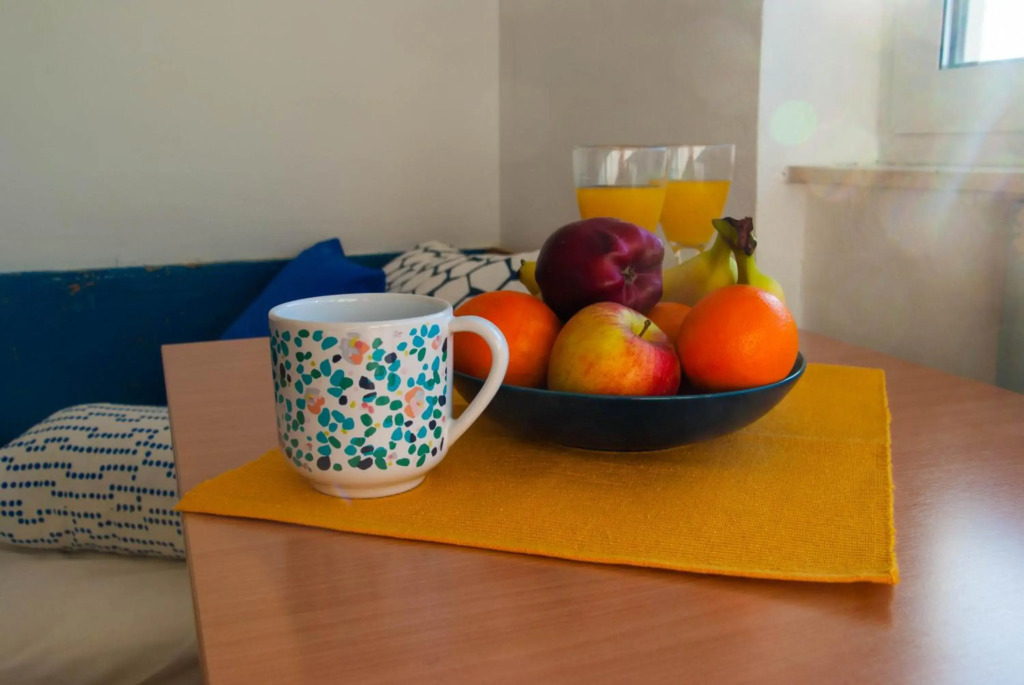 Split Summer Budget Rooms