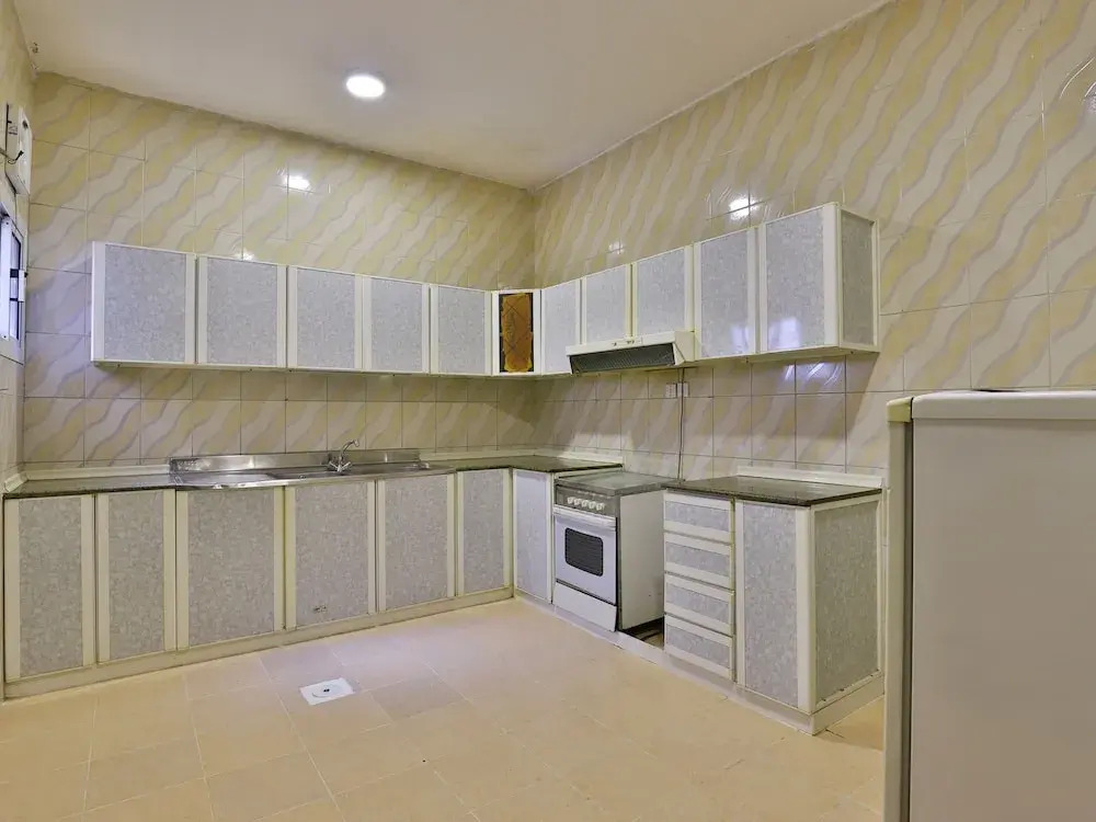 OYO 211 Mayar International Furnished Units 1