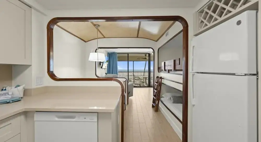 Mariners Boathouse and Beach Resort by CoolVacay