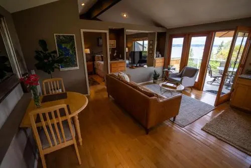 Olympic View Cottage