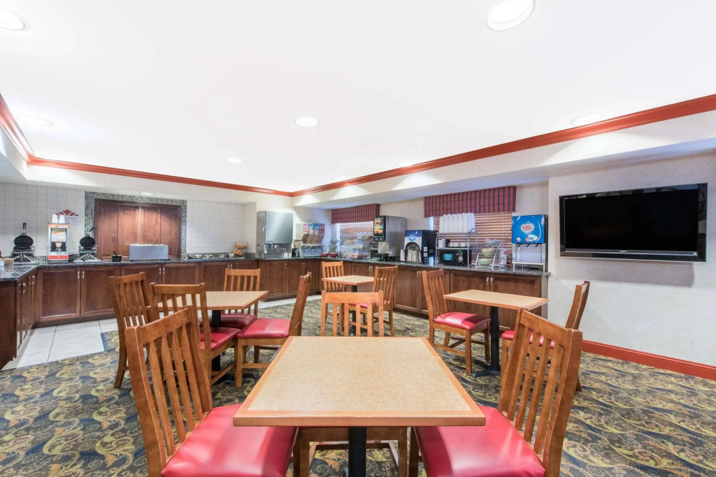 Lancaster Suites
