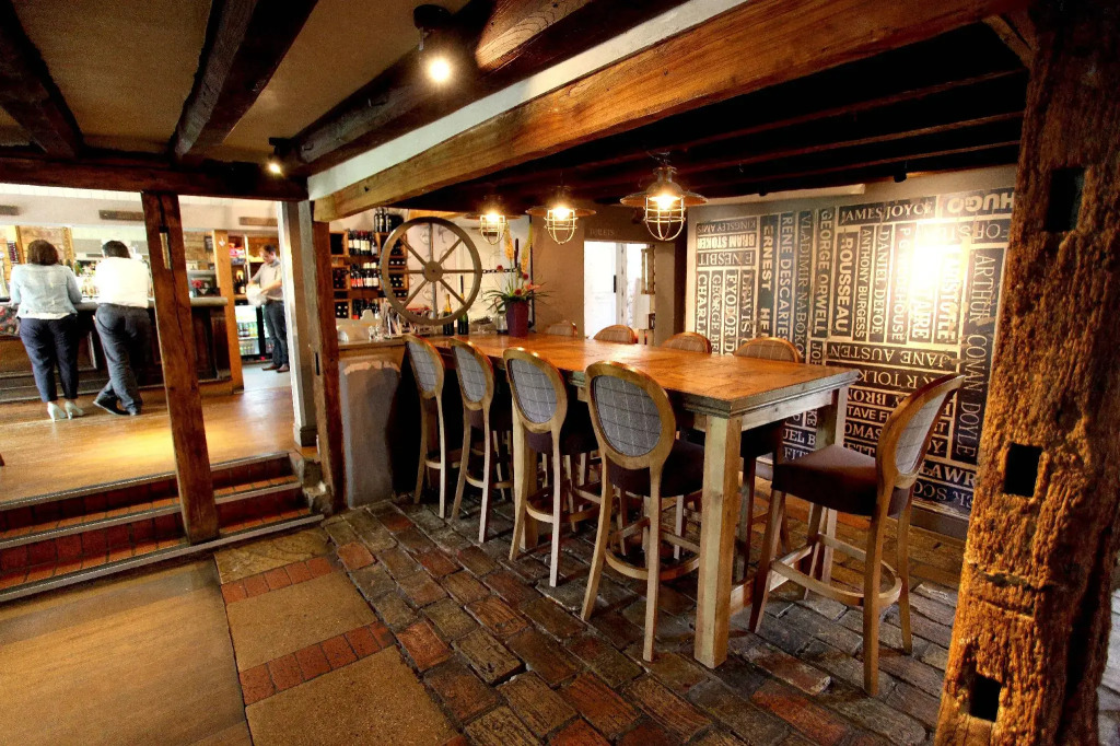 The Crown at Playhatch