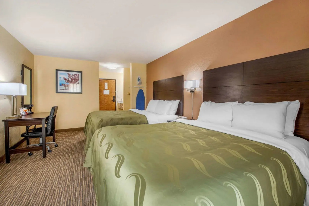 Quality Inn & Suites Brandenburg - Fort Knox