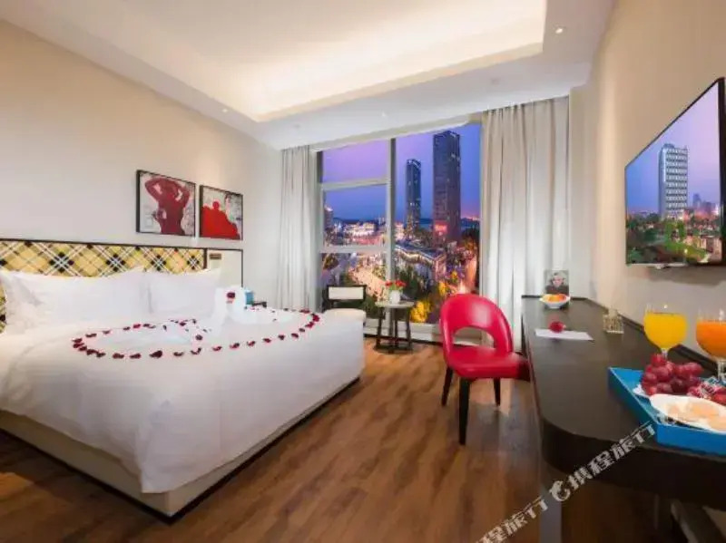 X Hotel Shuguang Atour, Shanghai Wuxu Cruise Terminal