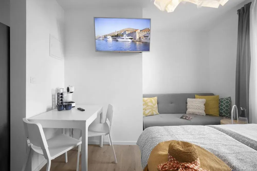 Mamma's home cozy studio for 2 in Trogir