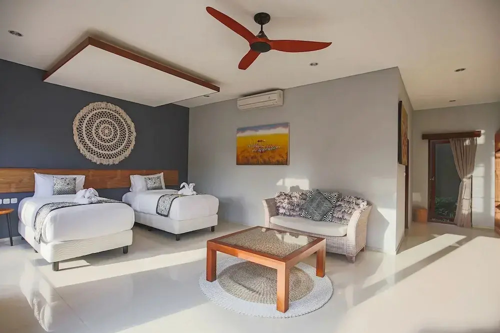 Uwu Villas