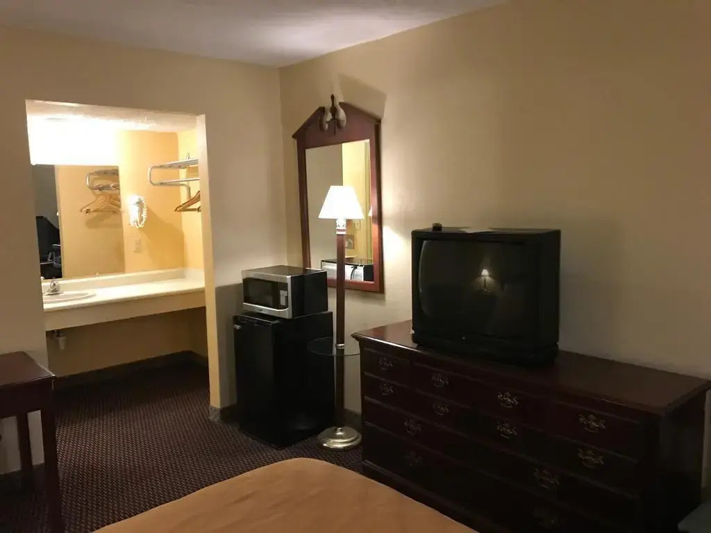 Travelodge Columbus East