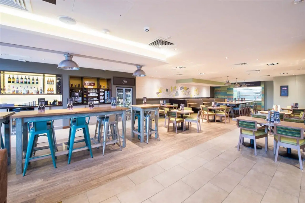 Premier Inn Basingstoke Town Centre Hotel