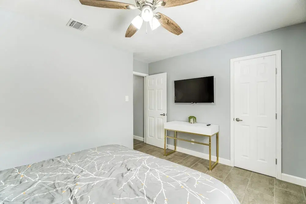 Serene San Antonio Vacation Home w/ Smart TVs