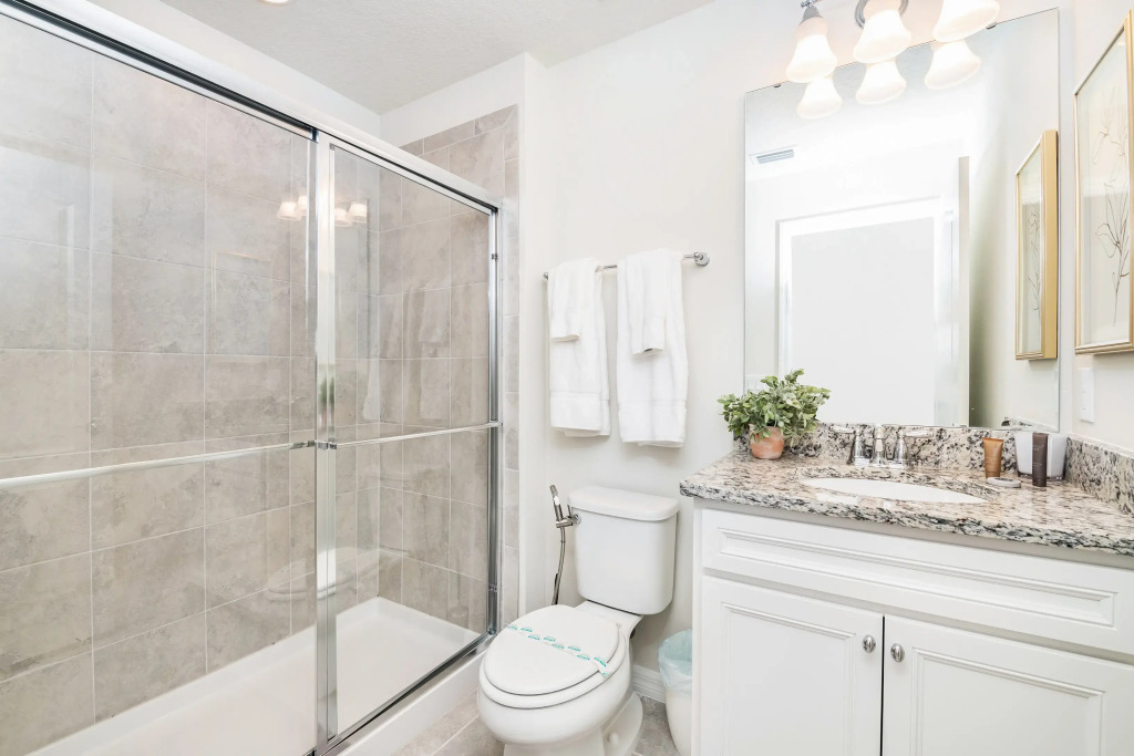 7427 - LUXURY 5 BED Townhome in SOLTERRA RESORT, Davenport, US