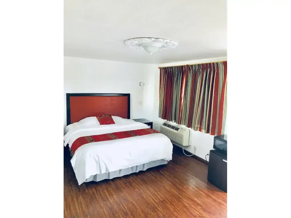 norwalk inn & suites