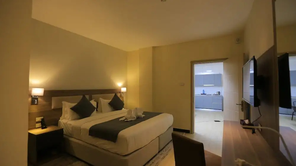 Triple-e Hotel and Spa