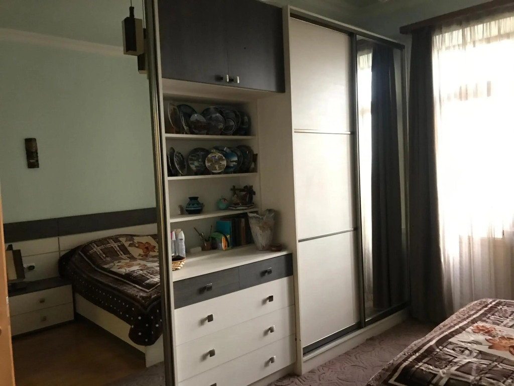 Евродвушка в Glendale Hills с видом на Арарат