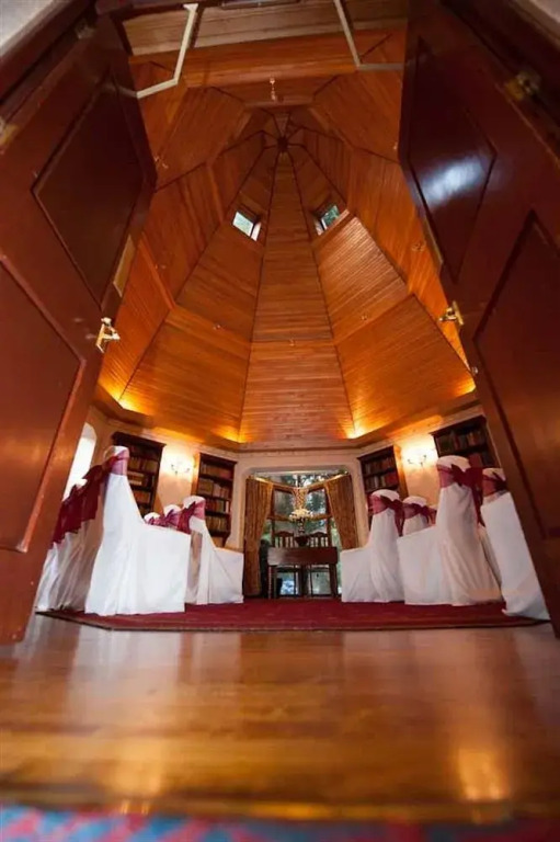 Glen-Yr-Afon House Hotel