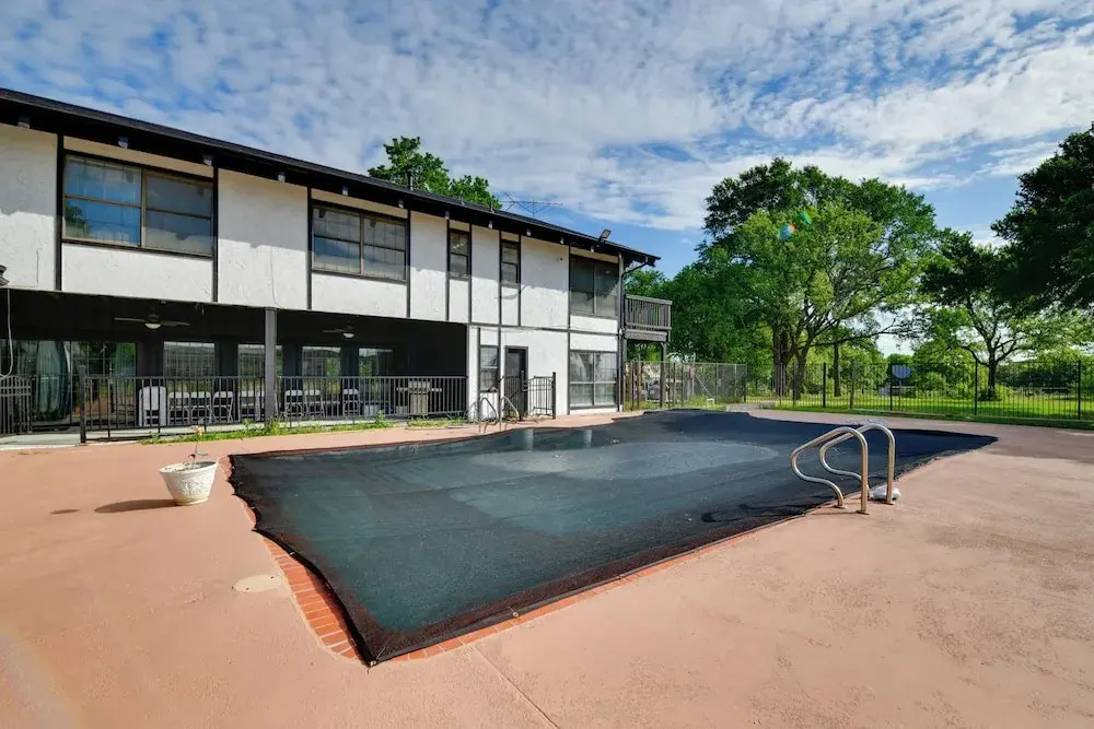 Private Pool: Pilot Point Home on 45 Acres