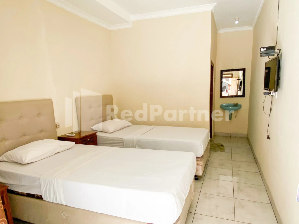 Hotel Kurnia @ Jln Pemuda Blora RedPartner