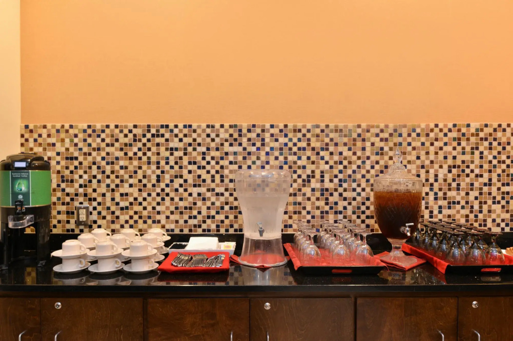 Holiday Inn Montgomery Airport South by IHG