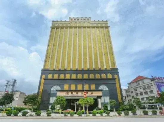 Oriental Host Hotel