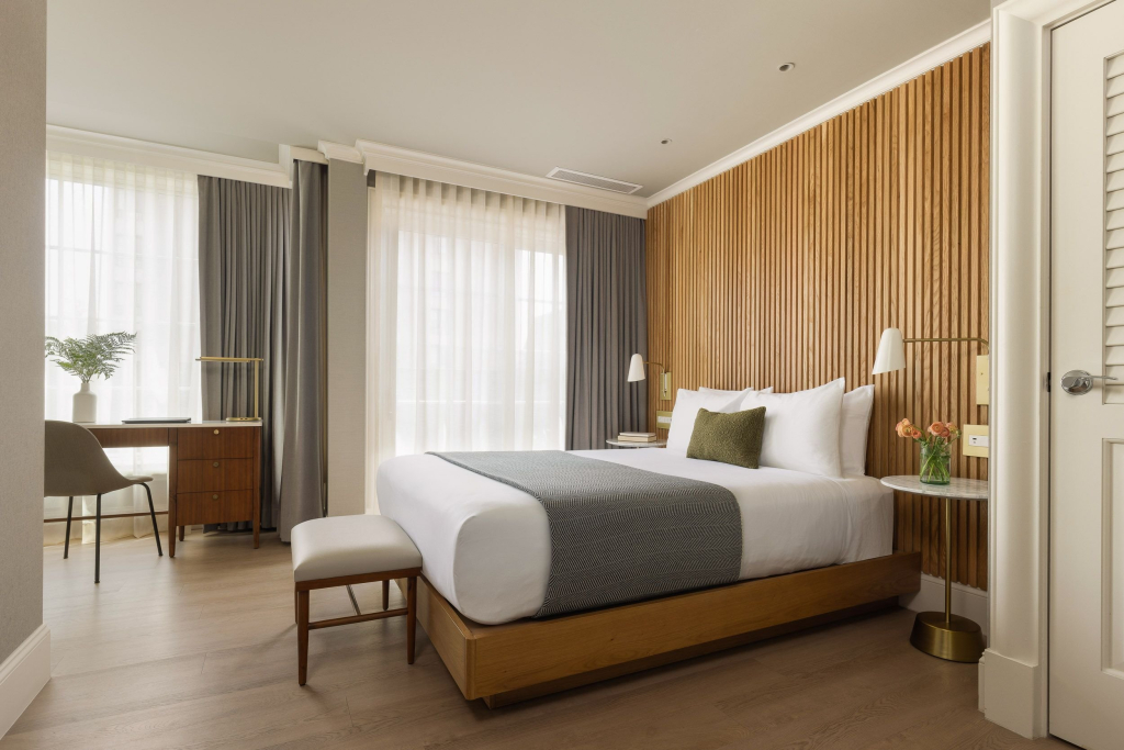 Hotel Veritas