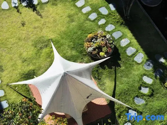 That Life · Villa Garden | 180° Scenic Homestay (Shaxi Ancient Town Yujin Bridge)