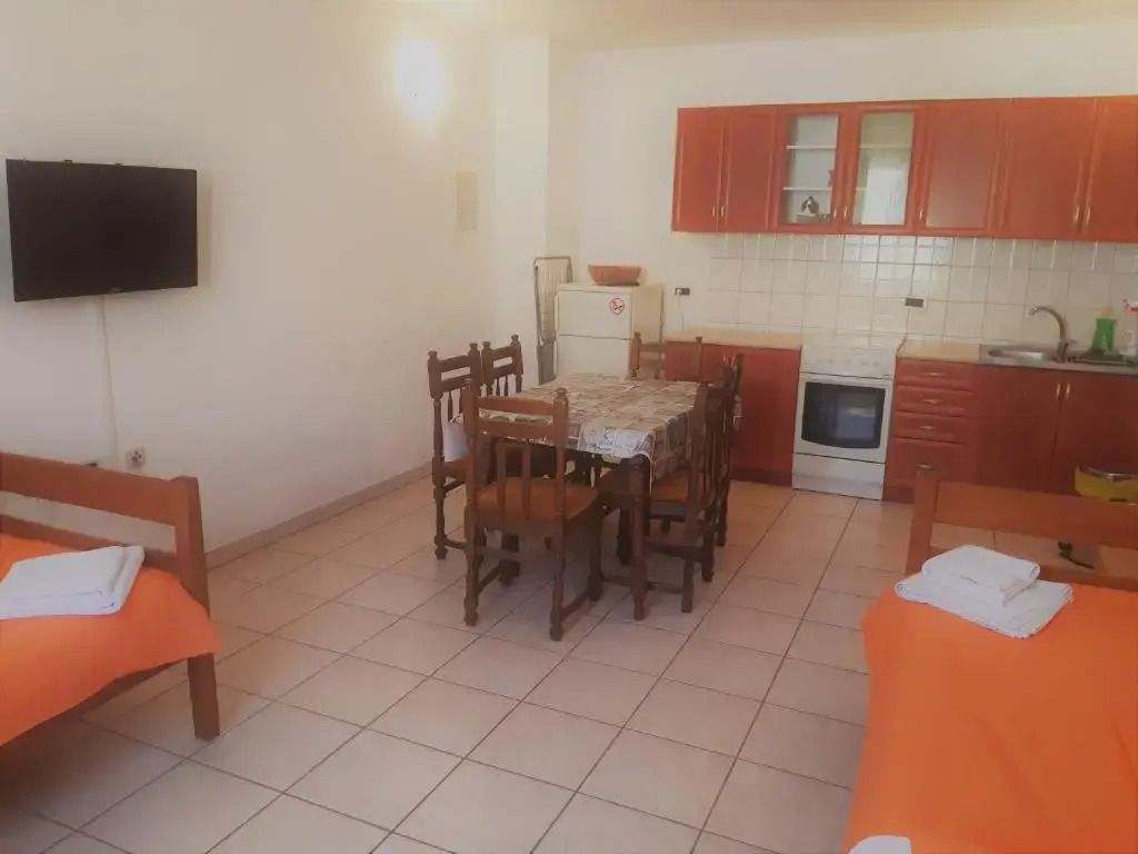 Apartments by the sea Pjescana Uvala - Pula - 20800