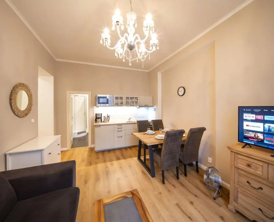 Downtown - Apart Hotel Zborovska